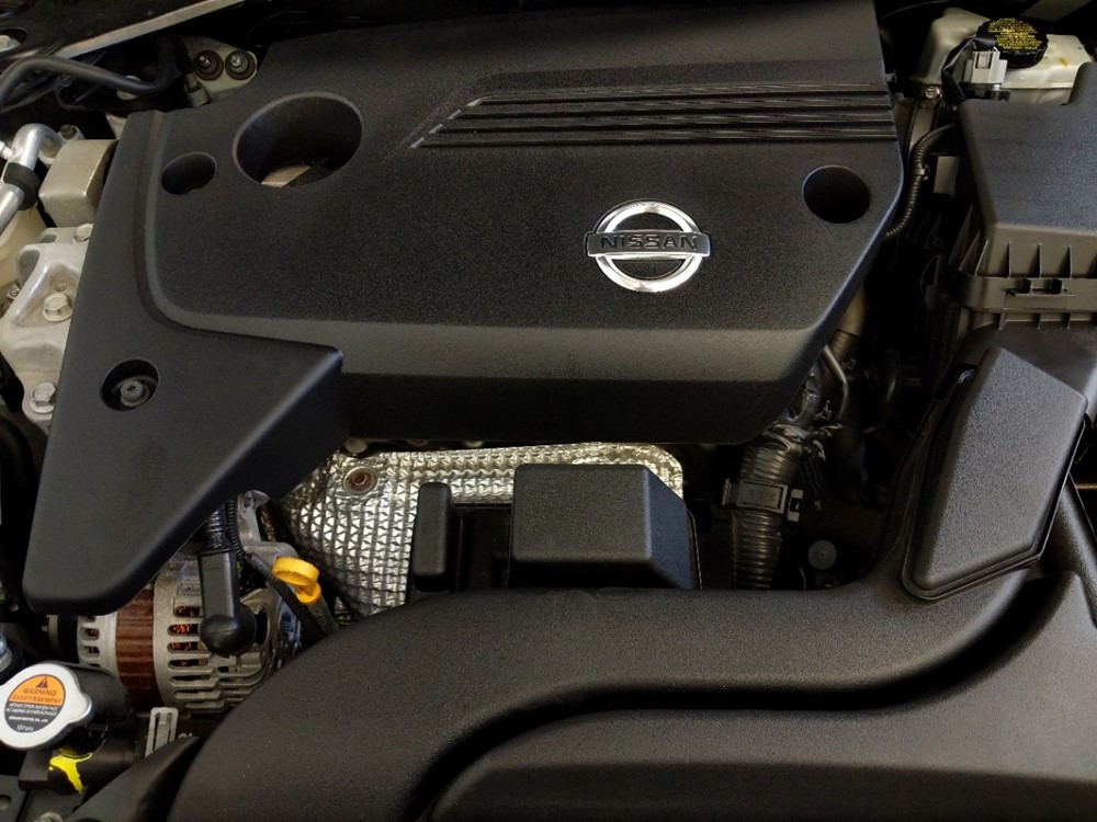 2014 Nissan Altima - Engine