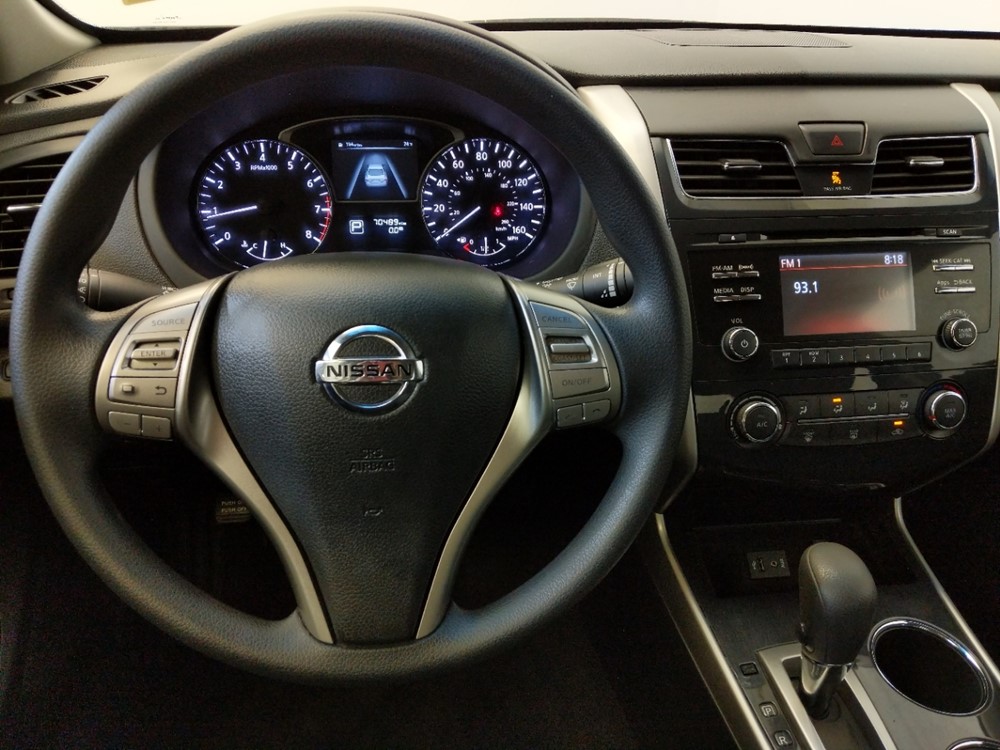 2014 Nissan Altima - Driver Dash