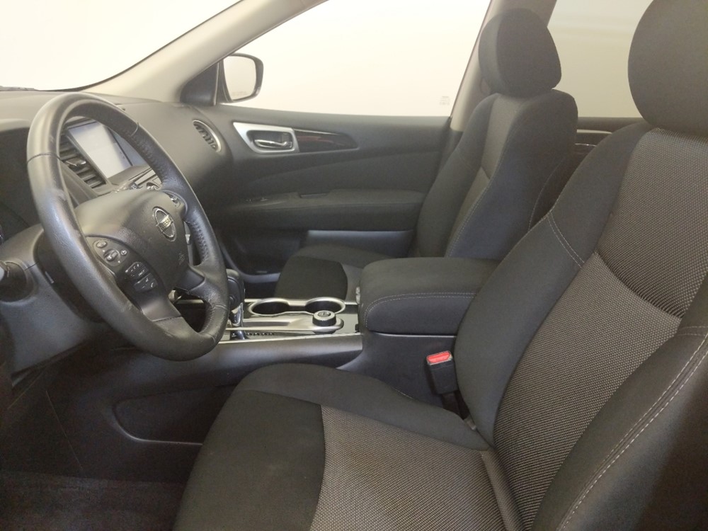 2017 Nissan Pathfinder - Driver Front Seat