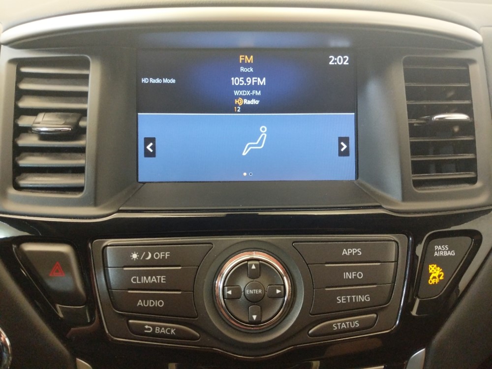 2017 Nissan Pathfinder - Stereo Package