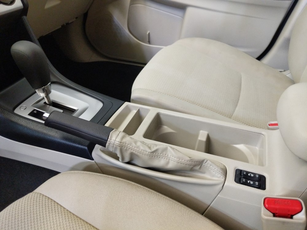 2015 Subaru Impreza - Center Console/Cup Holders