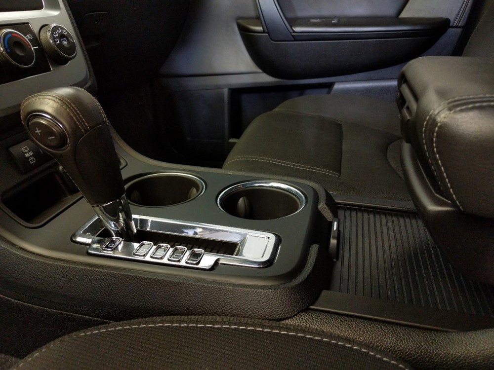 2015 GMC Acadia - Center Console/Cup Holders