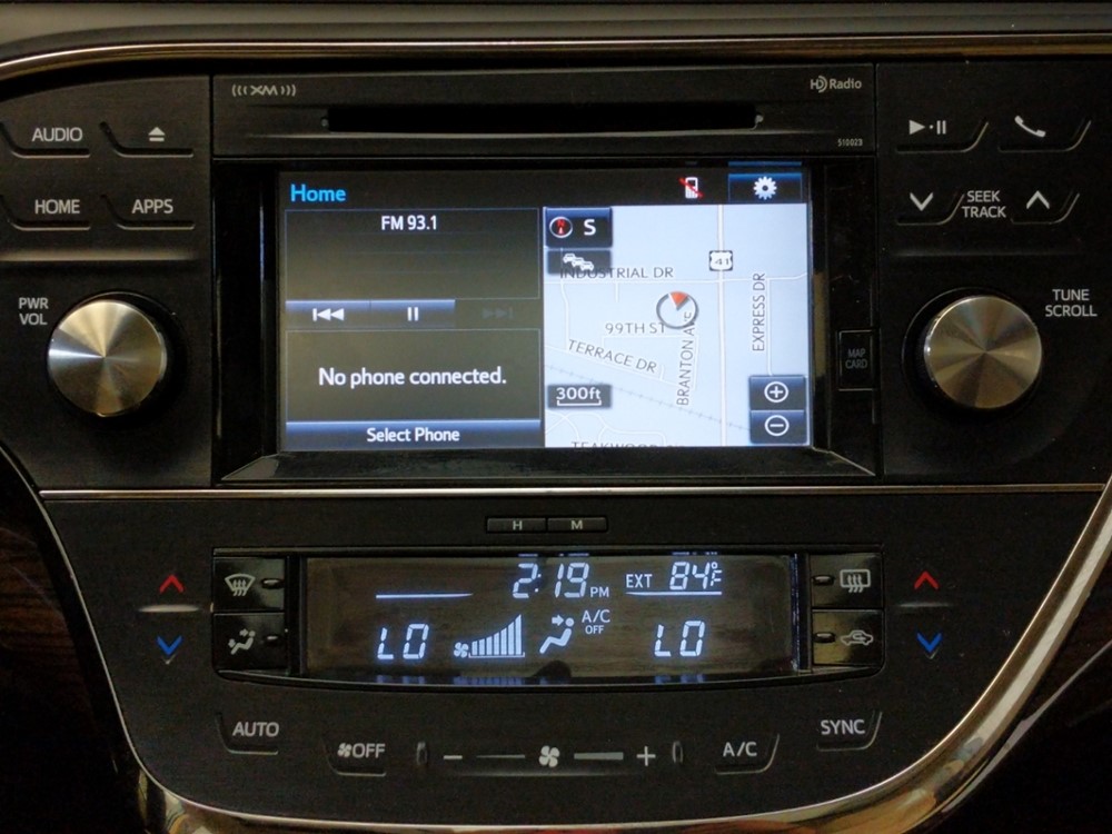 2015 Toyota Avalon - Stereo Package