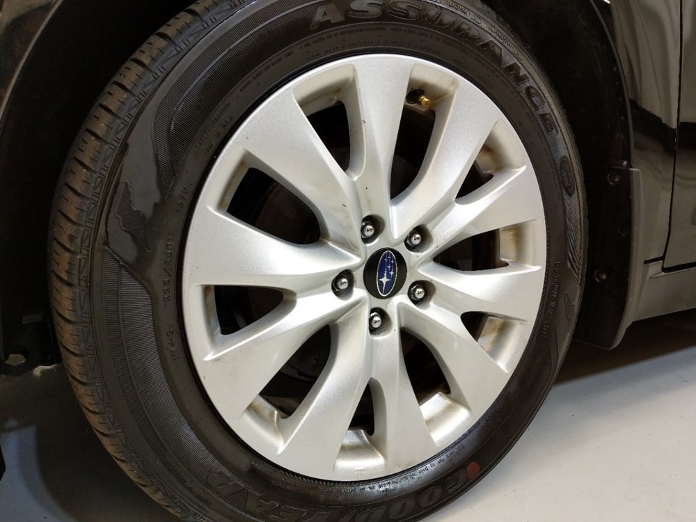 2015 Subaru Legacy - Wheel