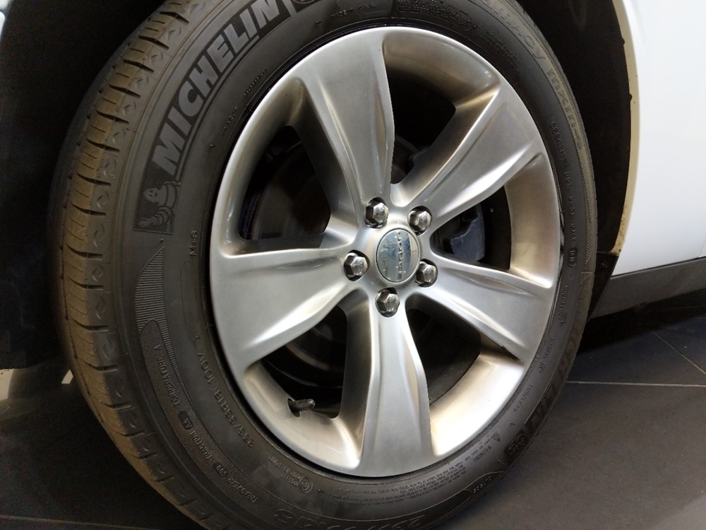 2016 Dodge Challenger - Wheel