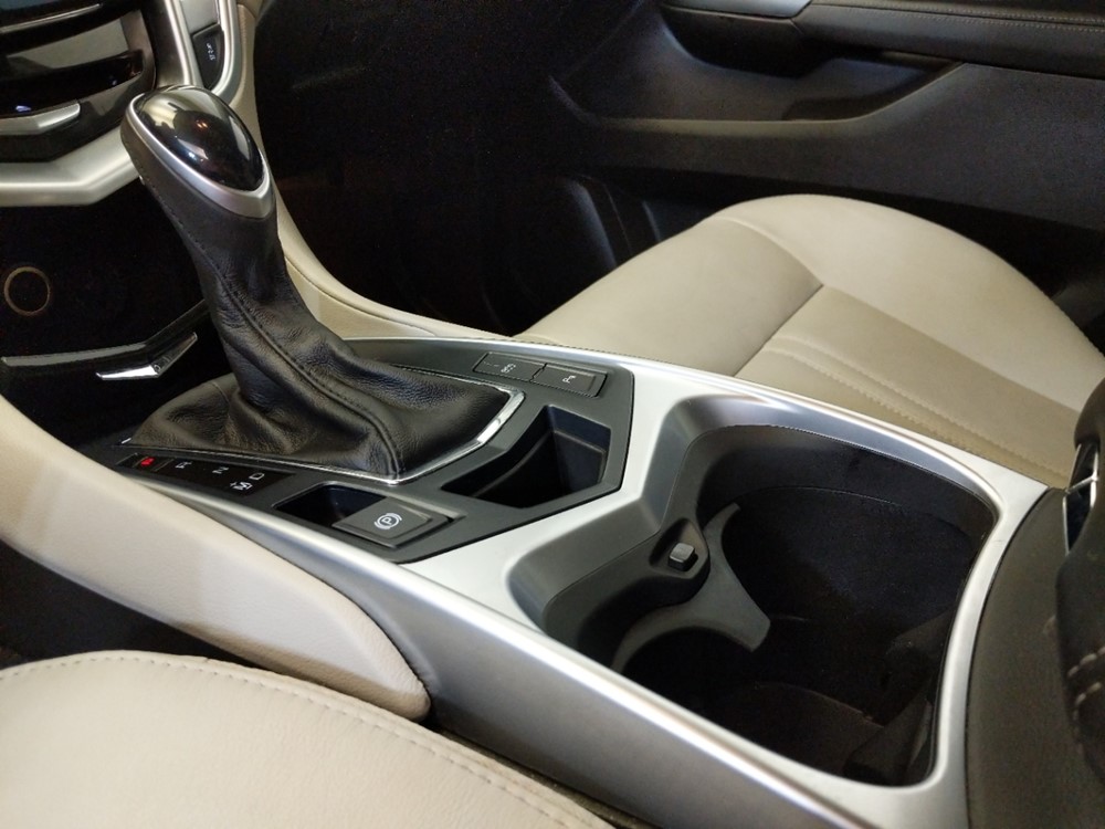 2016 Cadillac SRX - Center Console/Cup Holders