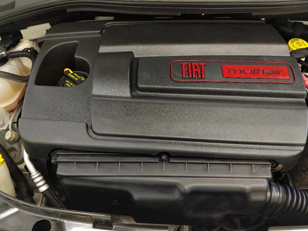 2016 FIAT 500 - Engine