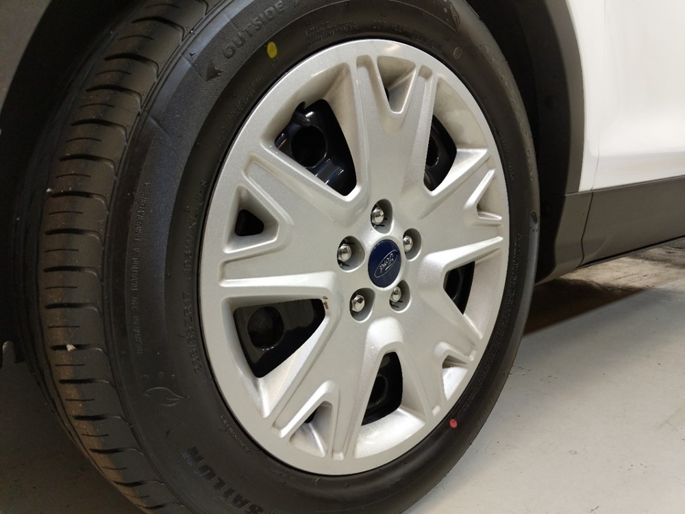 2015 Ford Escape - Wheel