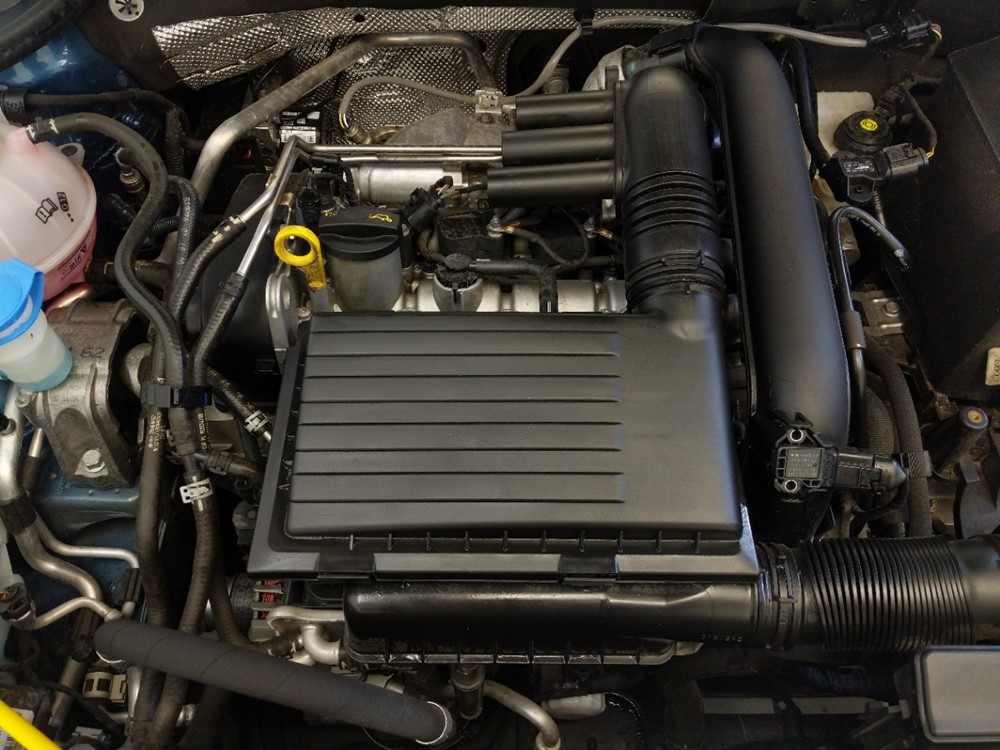 2017 Volkswagen Jetta - Engine