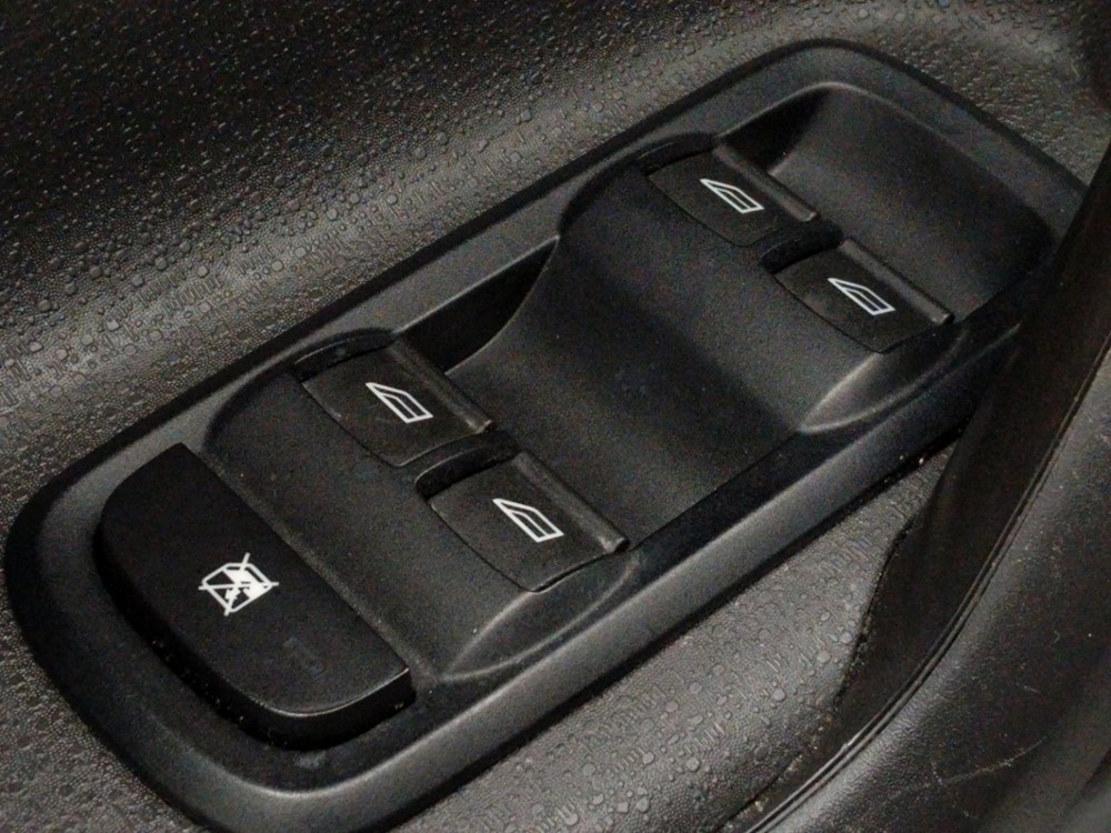 2017 Ford Fiesta - Driver Power Windows/Lock Control