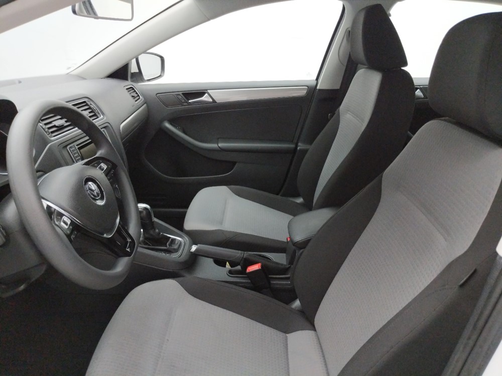 2017 Volkswagen Jetta - Driver Front Seat