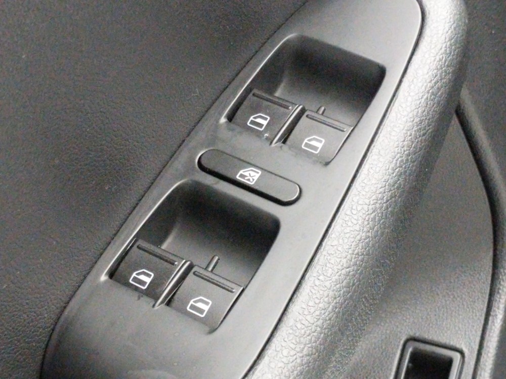 2017 Volkswagen Jetta - Driver Power Windows/Lock Control