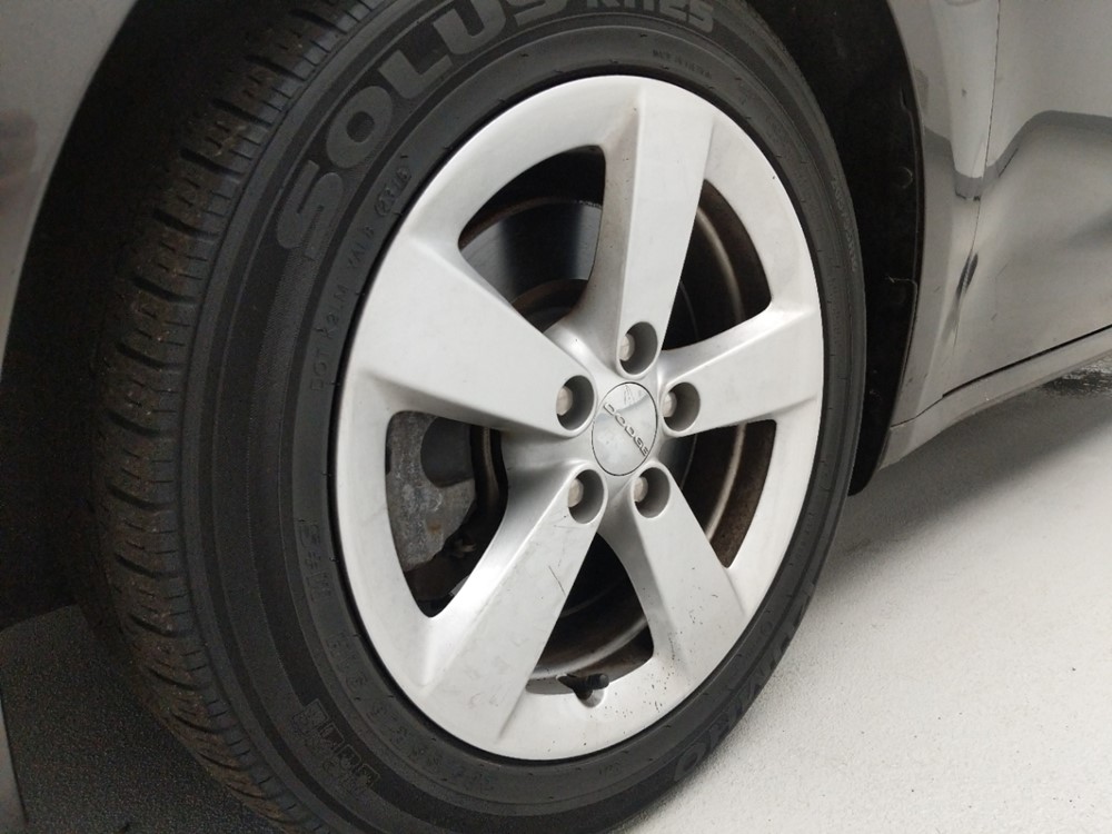 2016 Dodge Dart - Wheel