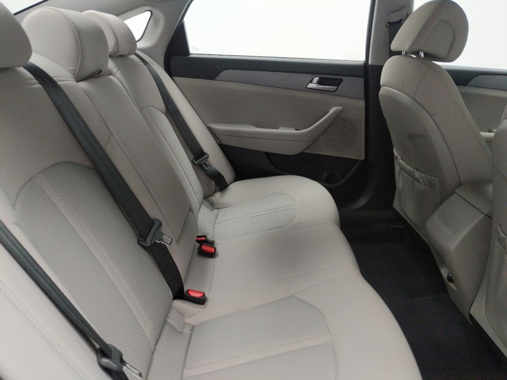 2017 Hyundai Sonata - Passenger Front Seat