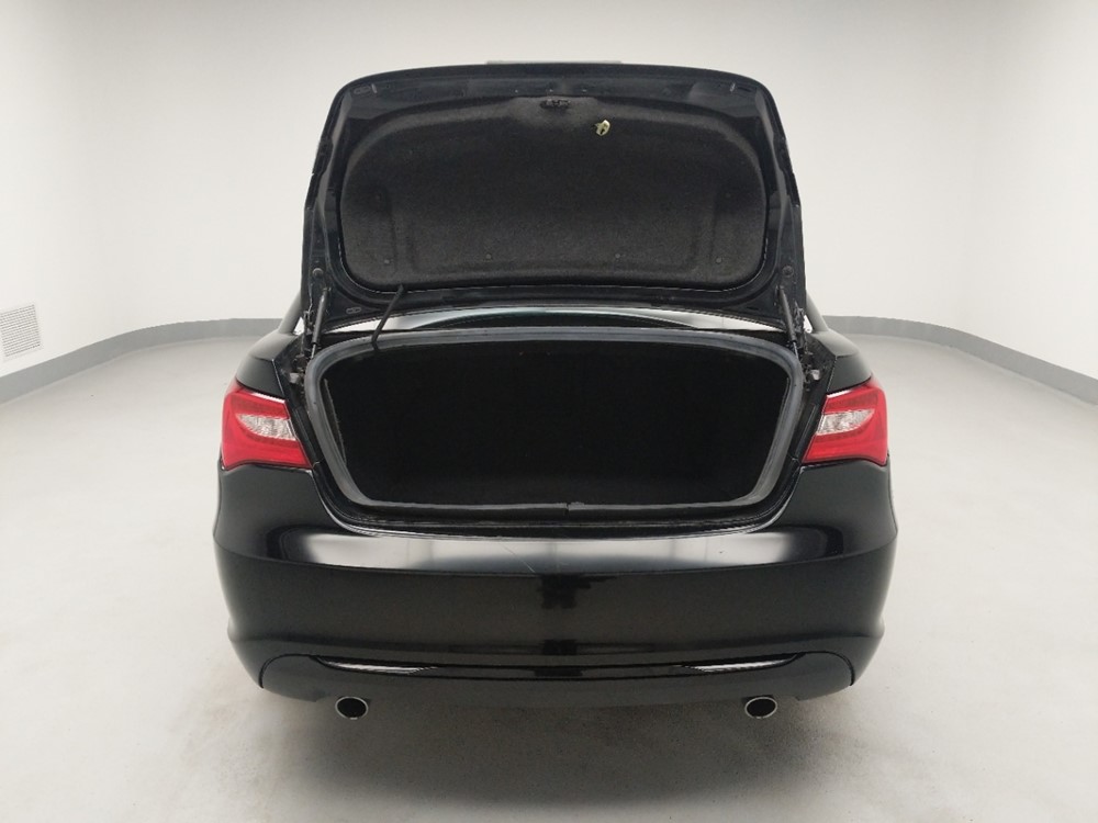 2014 Chrysler 200 - Trunk