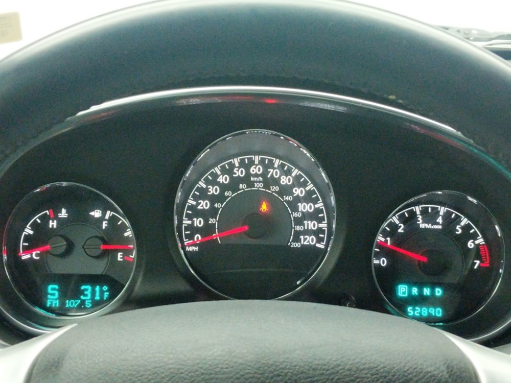 2014 Chrysler 200 - Odometer Close Up