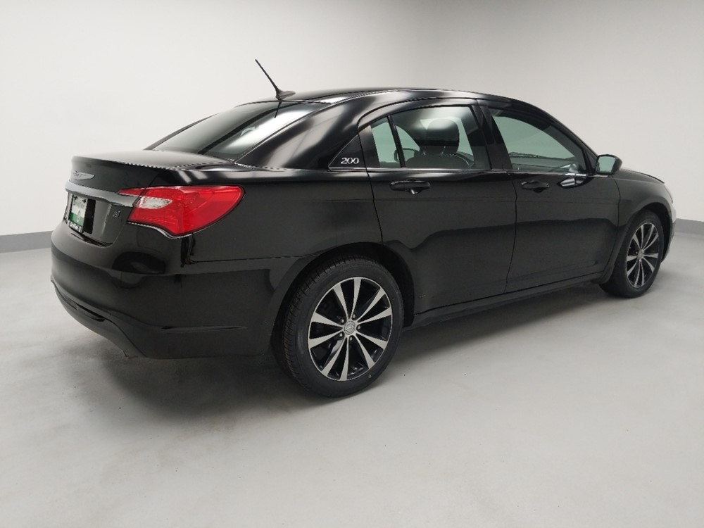 2014 Chrysler 200 - Passenger Rear Side
