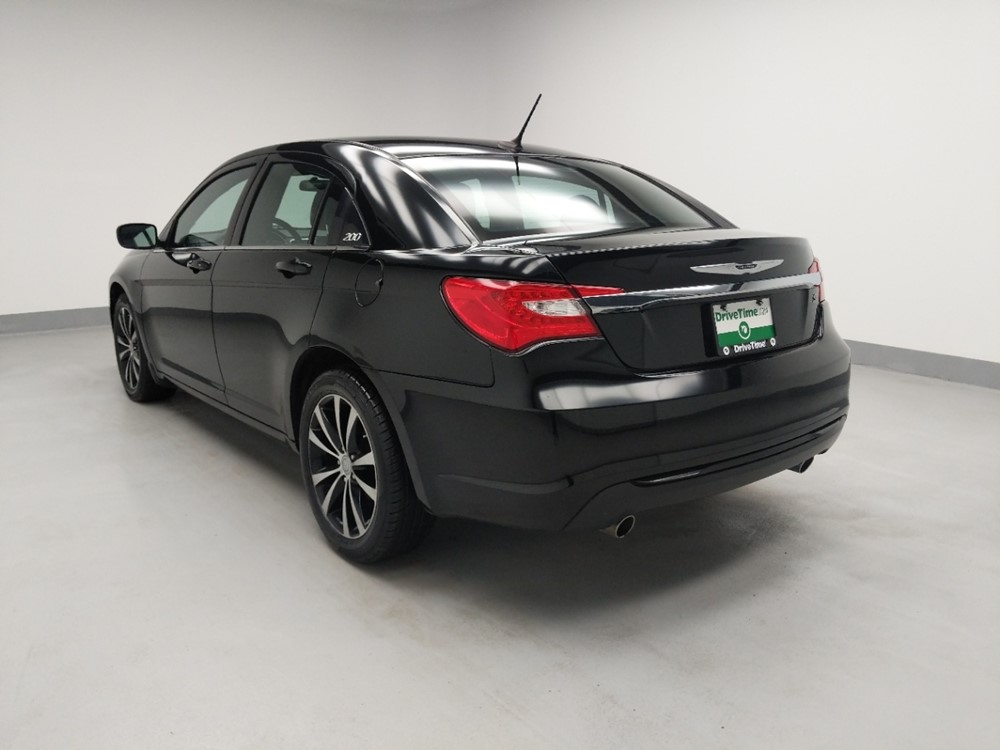 2014 Chrysler 200 - Driver Rear Bumper