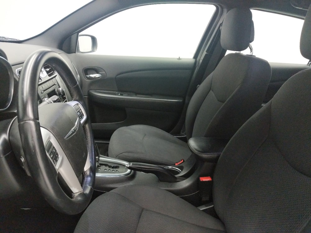 2014 Chrysler 200 - Driver Front Seat