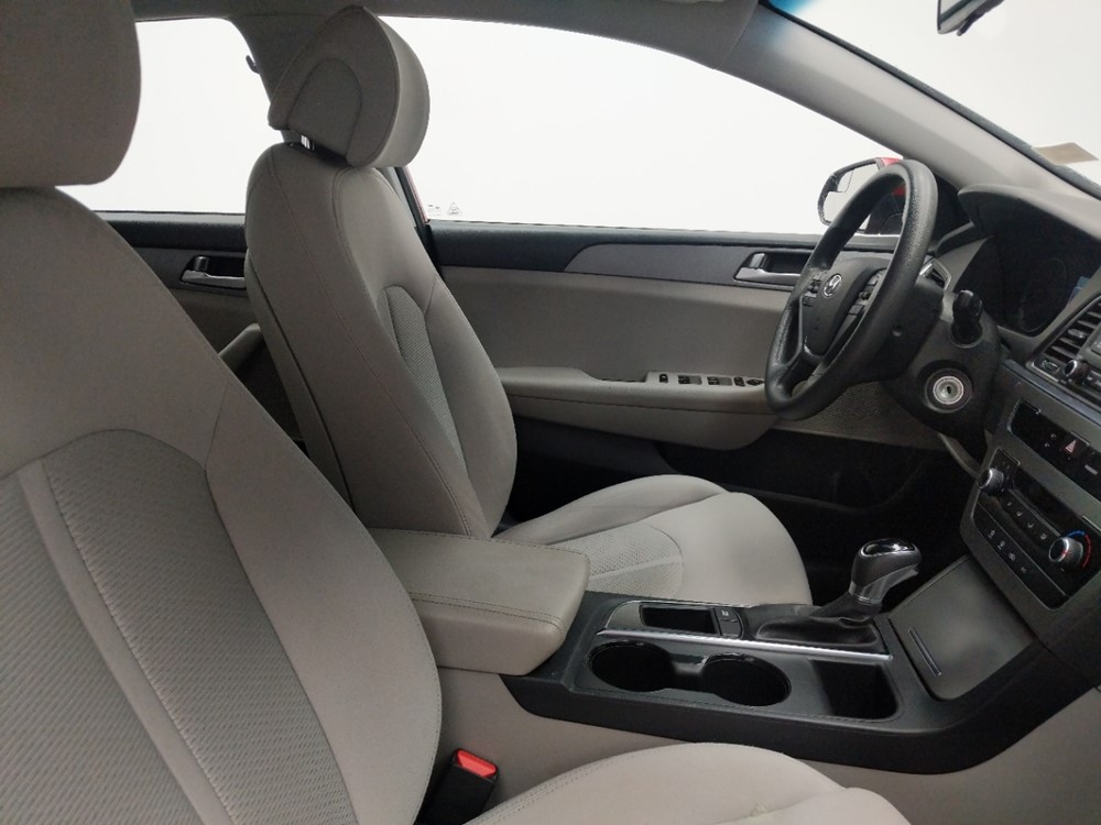 2017 Hyundai Sonata - Passenger Front Seat