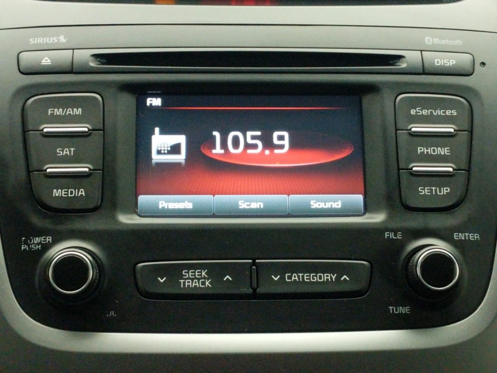 2014 Kia Sorento - Stereo Package