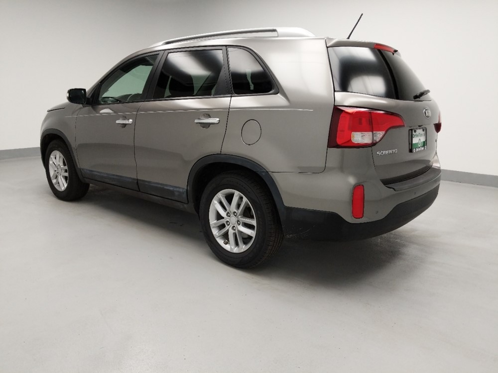 2014 Kia Sorento - Driver Rear Side