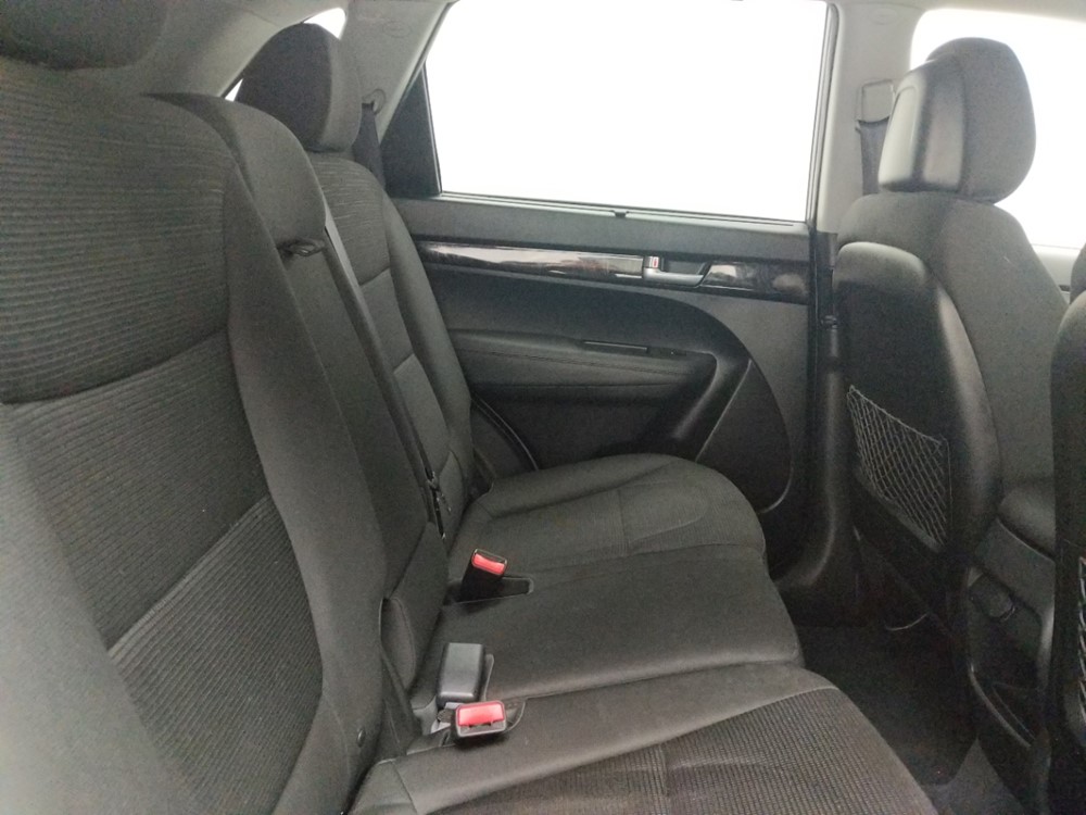 2014 Kia Sorento - Passenger Rear Seat