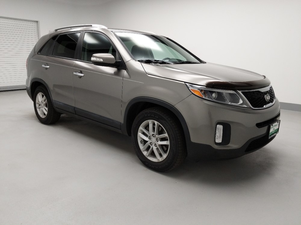 2014 Kia Sorento - Passenger Front Side