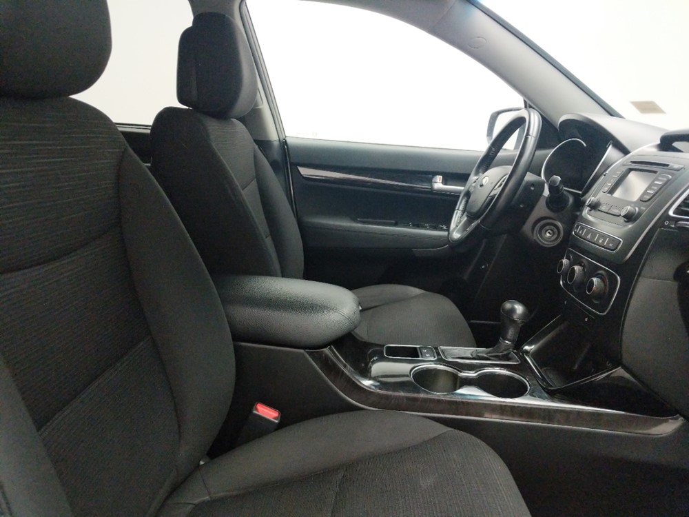 2014 Kia Sorento - Passenger Front Seat