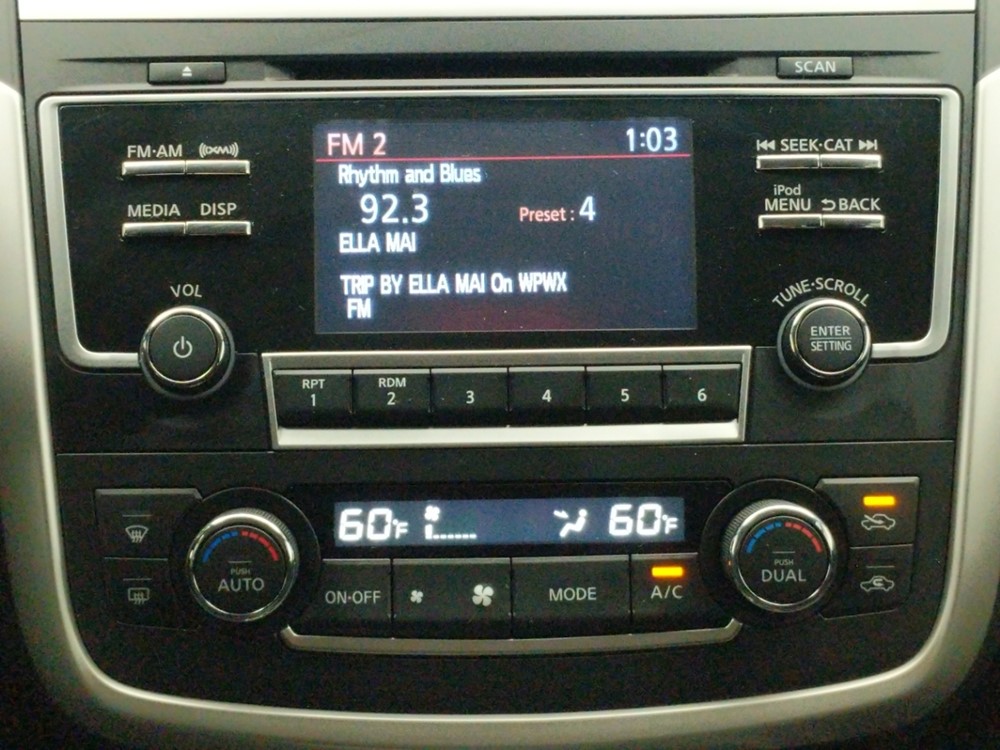 2017 Nissan Altima - Stereo Package