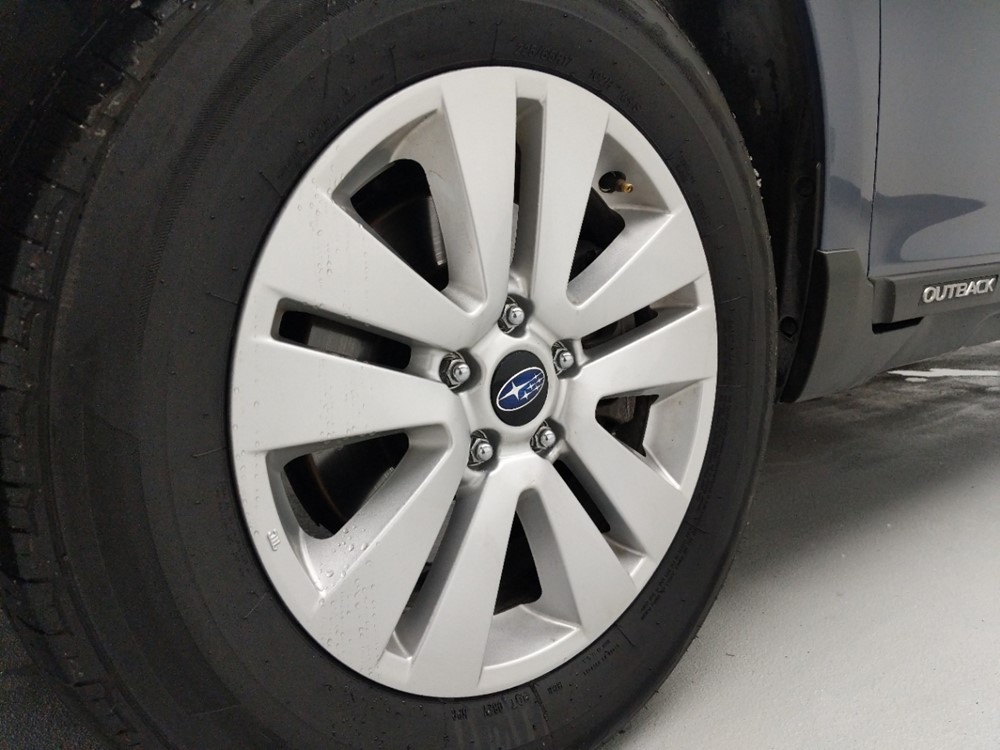 2017 Subaru Outback - Wheel