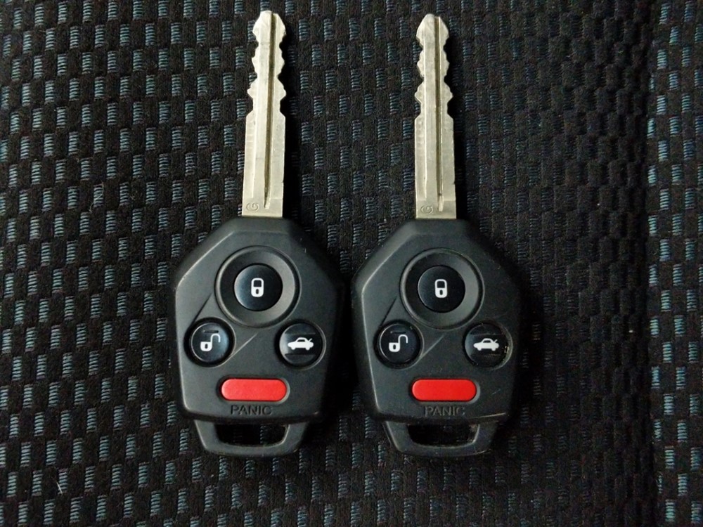 2017 Subaru Outback - Keys