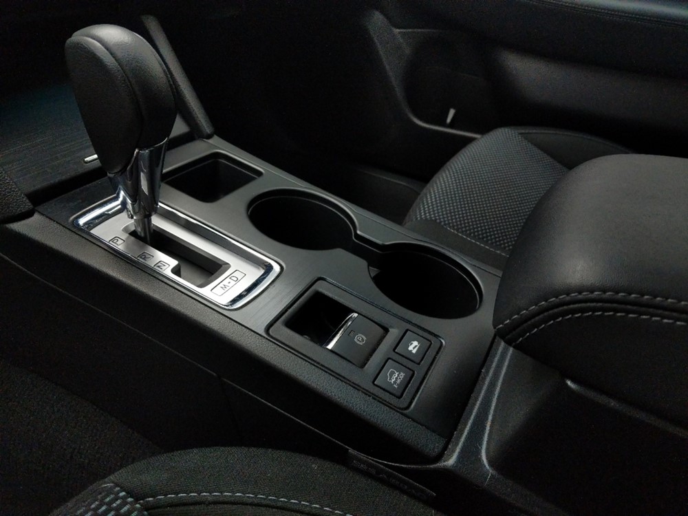 2017 Subaru Outback - Center Console/Cup Holders