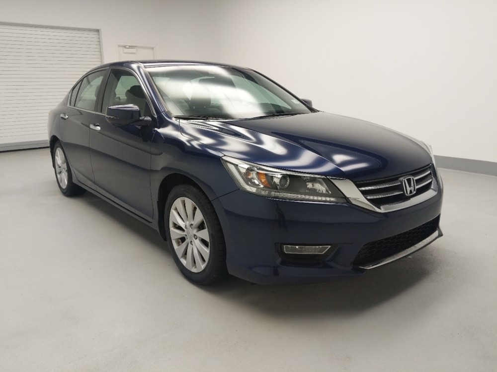 2013 Honda Accord - Passenger Front Bumper