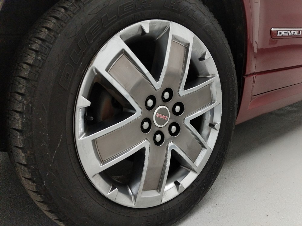 2011 GMC Acadia - Wheel