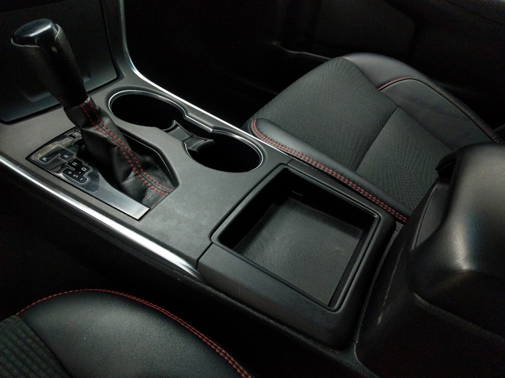 2016 Toyota Camry - Center Console/Cup Holders
