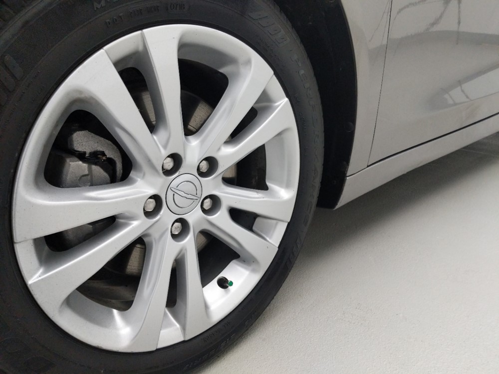 2017 Chrysler 200 - Wheel