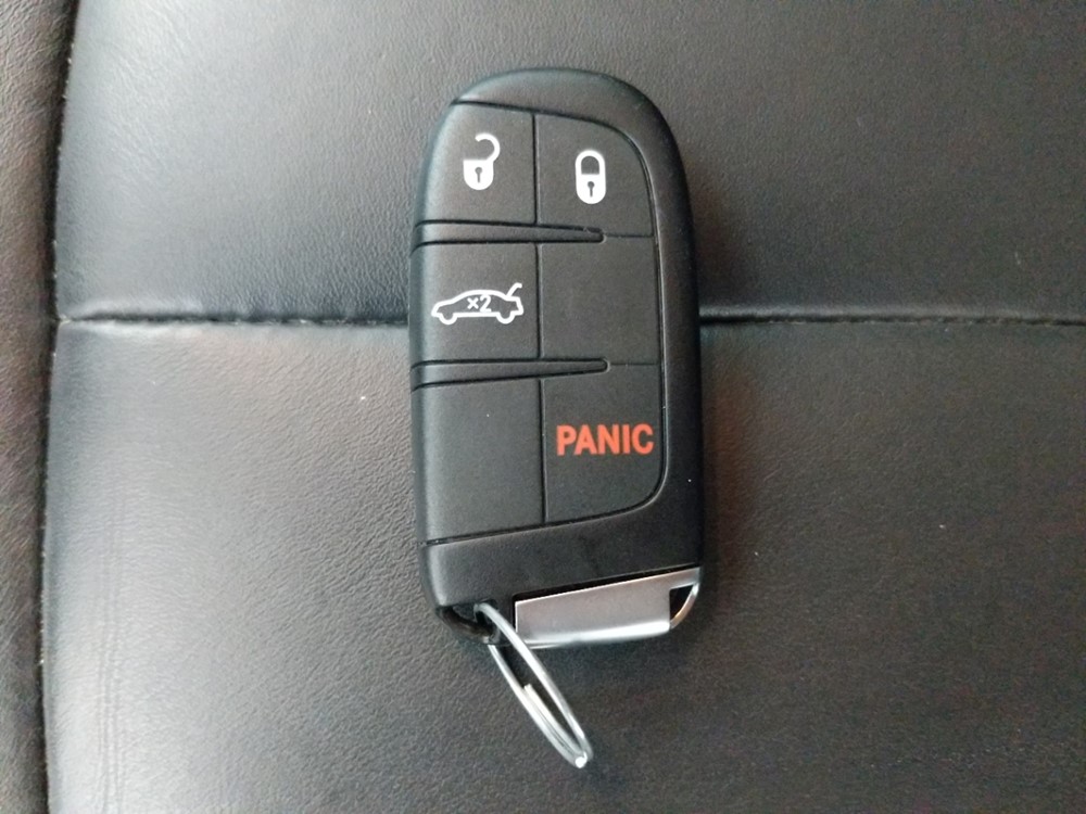 2017 Chrysler 200 - Keys
