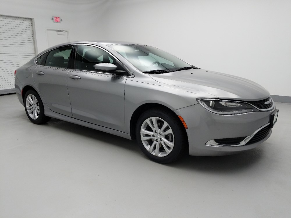 2017 Chrysler 200 - Passenger Front Side
