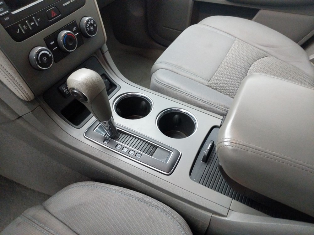 2014 Chevrolet Traverse - Center Console/Cup Holders